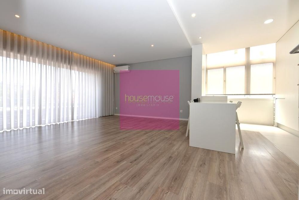 Apartamento no centro da cidade junto ao Ciclo Carlos Amarante