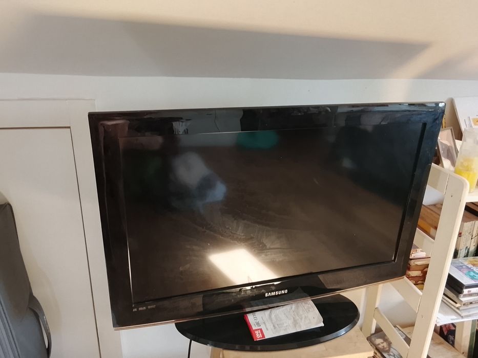 TV Samsung para consertar ou para peças