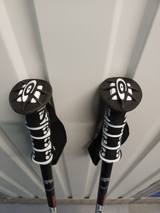 Bastões sky ou caminhada