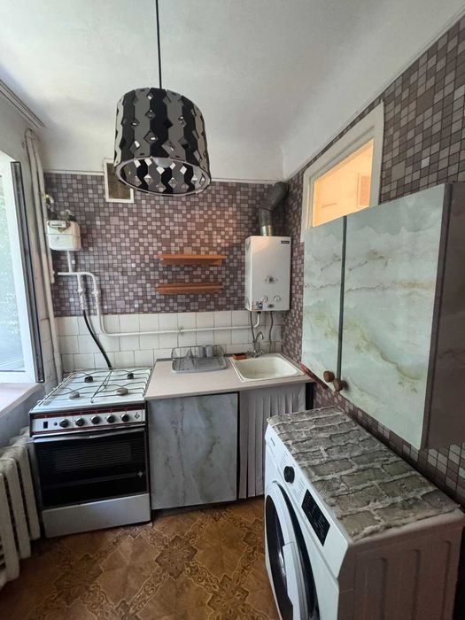 45619 Продаж 3к квартири на Зарычанськый , простий стан
