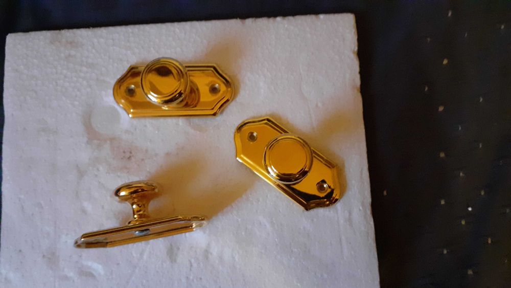 Puxadores balhados a ouro Tupai