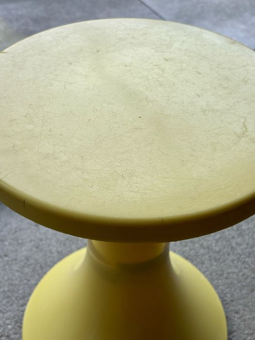 Plastikowy Żółty Taboret PRL Stołek Tam Tam Space Age Design 1970te