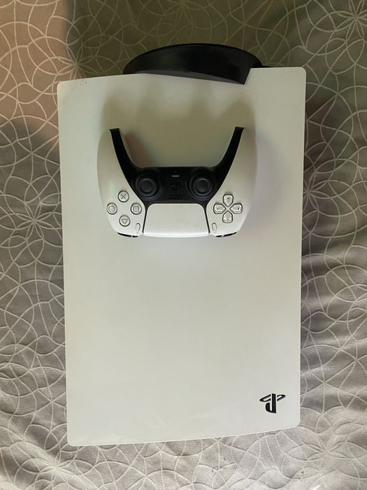 Vendo PS5 excelente estado
