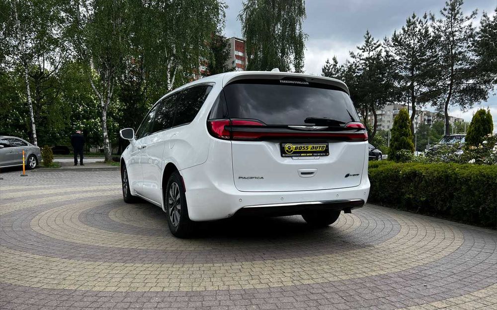 Chrysler Pacifica 2022