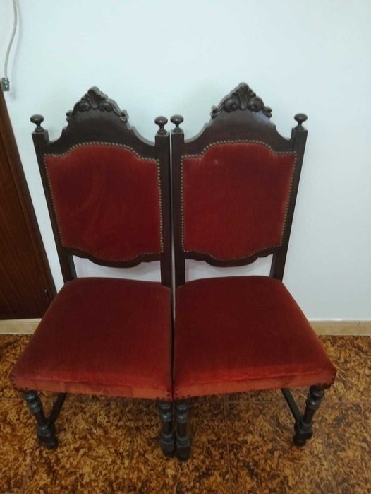 Mobília de Quarto de casal antiga e em bom estado