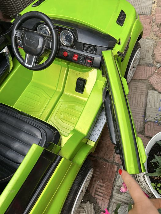 Електромобиль детский