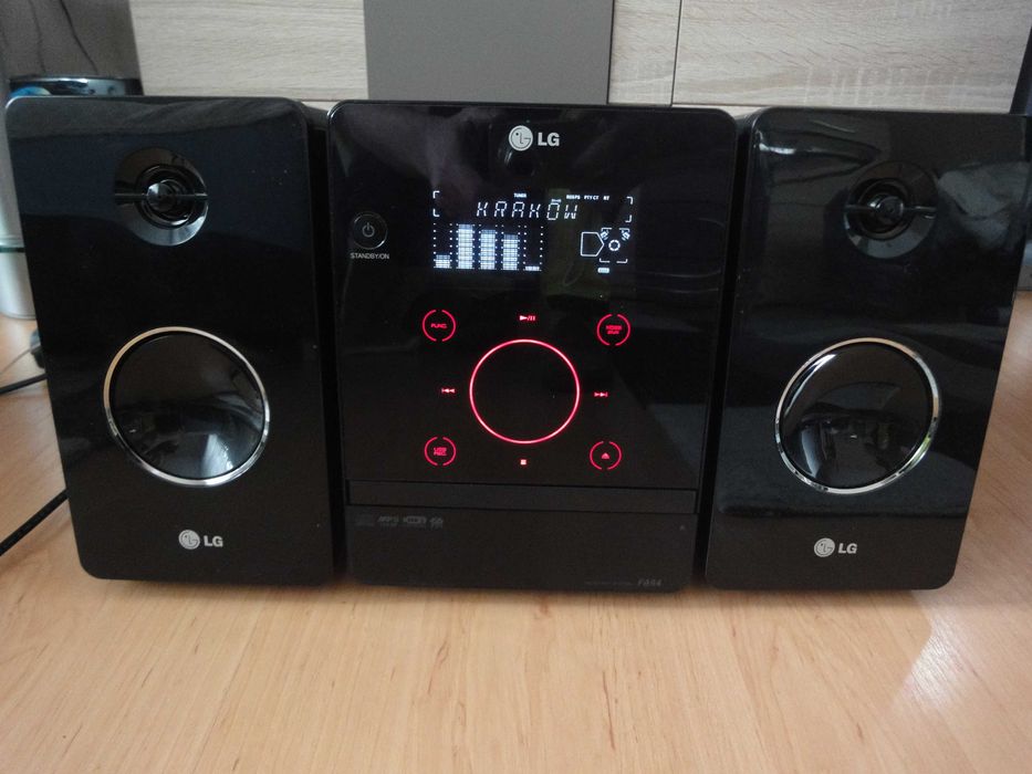 LG-nie posiada wejścia na gramofon !