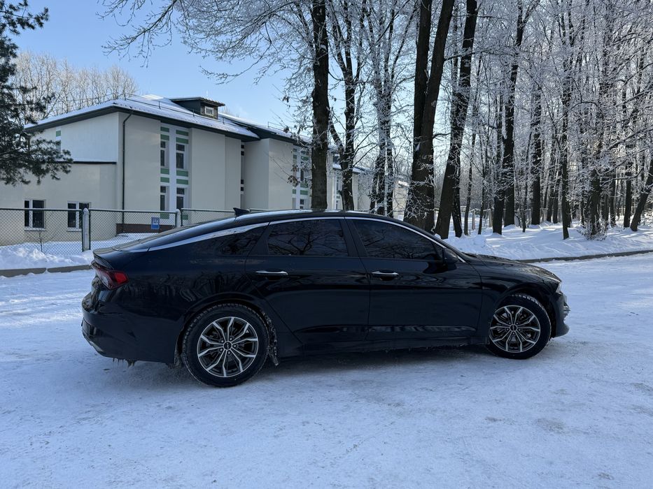 Кіа К5 Optima LPI.