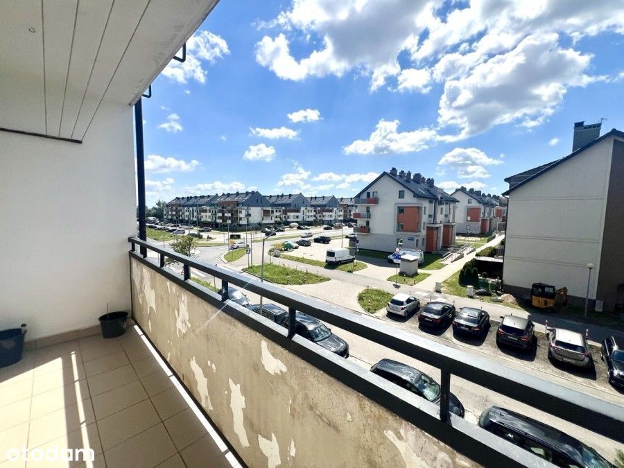 2 Piętro Przestronne 4 Pokoje z dużym balkonem Pyrzyckie