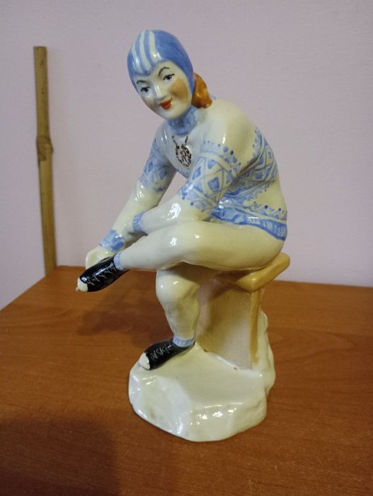 Статуэтка Конкобежка