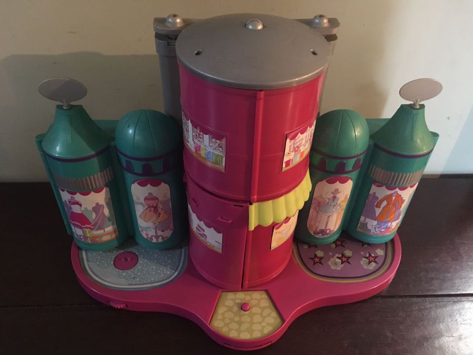 Centro Comercial das Polly