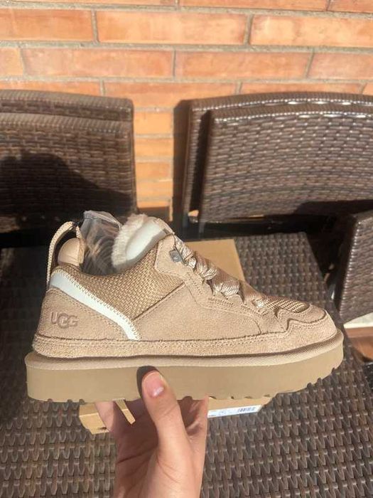 UGG Lowmel Sand r.38