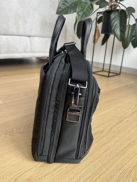 Samsonite PRO-DLX 6 TECZKA 17.3”