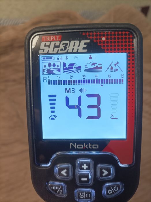 Металодетектор Nokta score 3