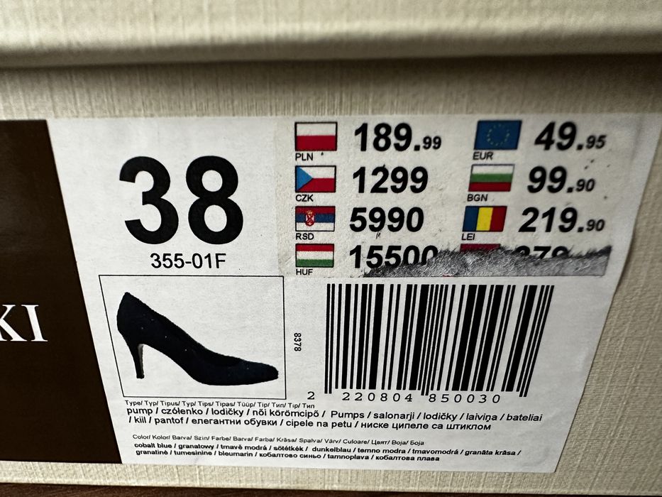 Lasocki nowe zamszowe czółenka granatowe
