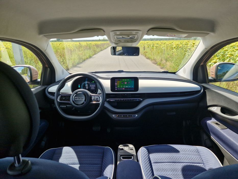 Fiat 500E 42kWt 300km