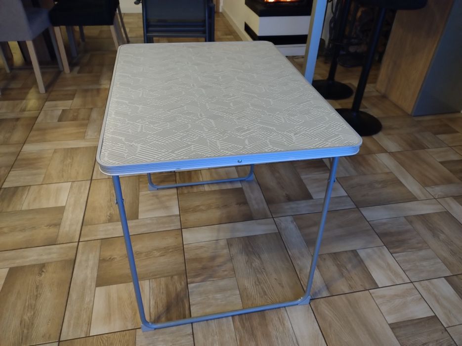 Stolik ogrodowy rozkladany