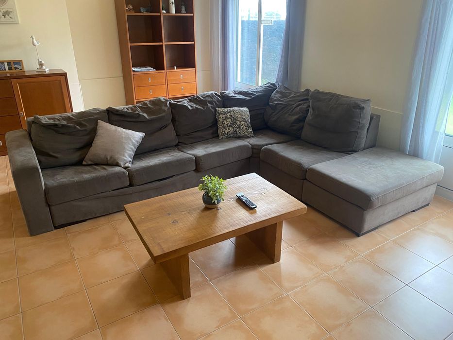Sófa com chaise longue