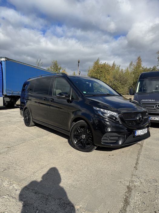 Mercedes Benz V-class