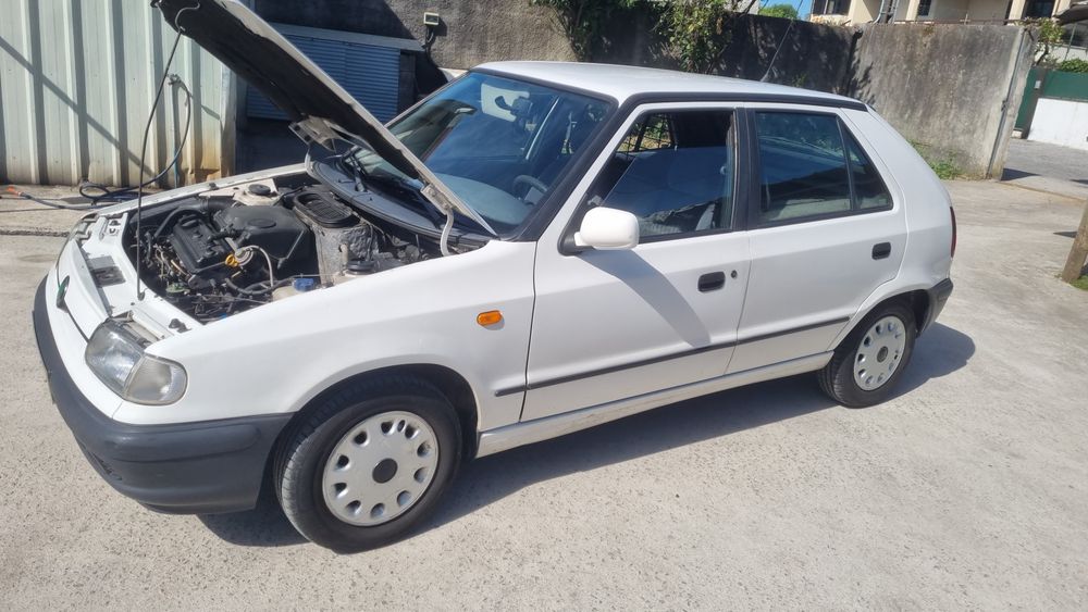 Vendo skoda 1.9 d com AC