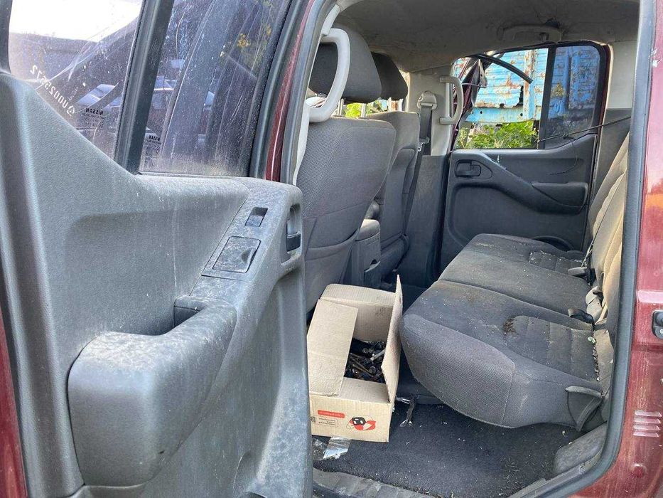 Nissan Navara D40 / Ниссан Навара Д40 - разборка (запчасти)