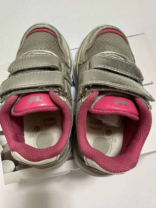 Кросівки дитячі на дівчинку Chicco