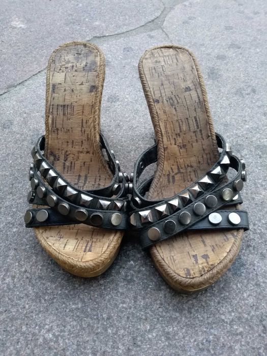 buty ,klapki rozm.35