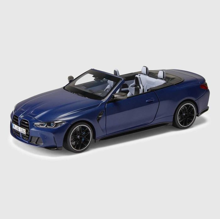 Miniatura model BMW M4 G83 Cabrio 1:18