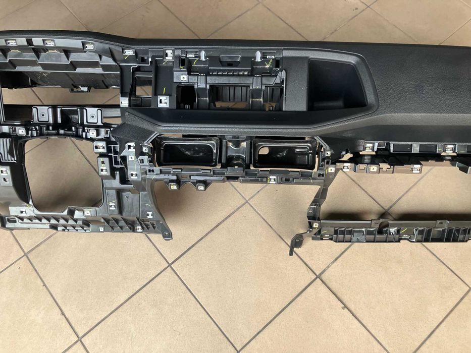 Deska konsola kokpit Airbag Vw Crafter II Lift Man Tge od 2024 do DZIŚ