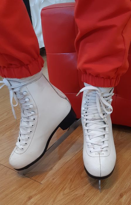 КОВЗАНИ  Шкіряні -жіночі ! 36-37 розмір.