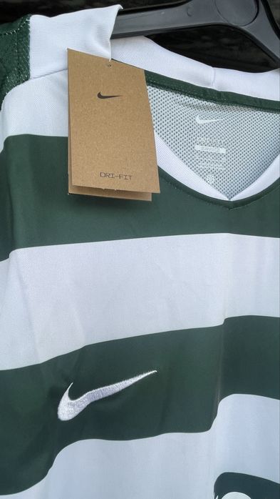 T-shirt sporting  26/27 xl