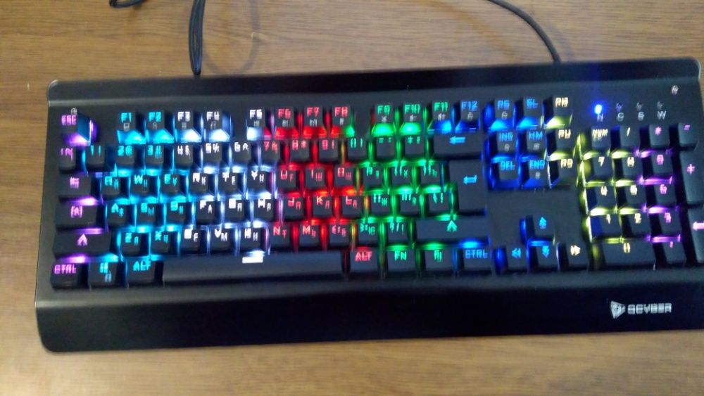 Клавиатура игровая