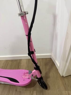 Trotinete Infantil Elétrico Metal, Plástico cor Rosa 75x36x93 cm HOMCOM