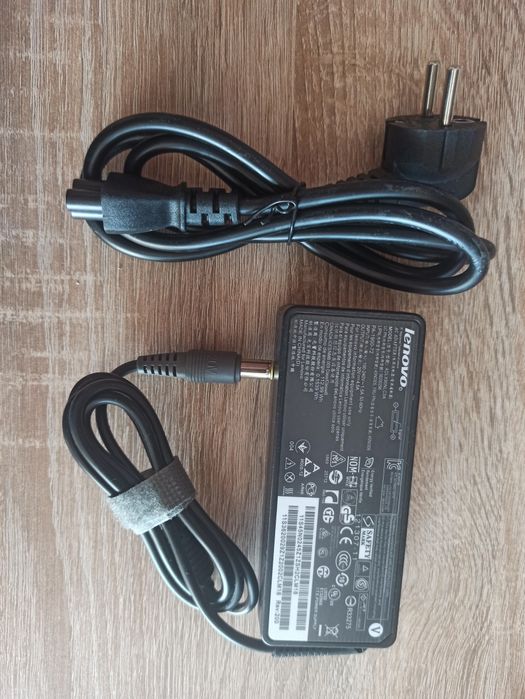 Блок живлення Lenovo 90W 7.9x5.5+кабель живлення