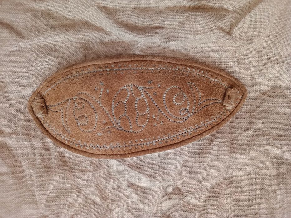 Вінтажна шкіряна жилетка безрукавка