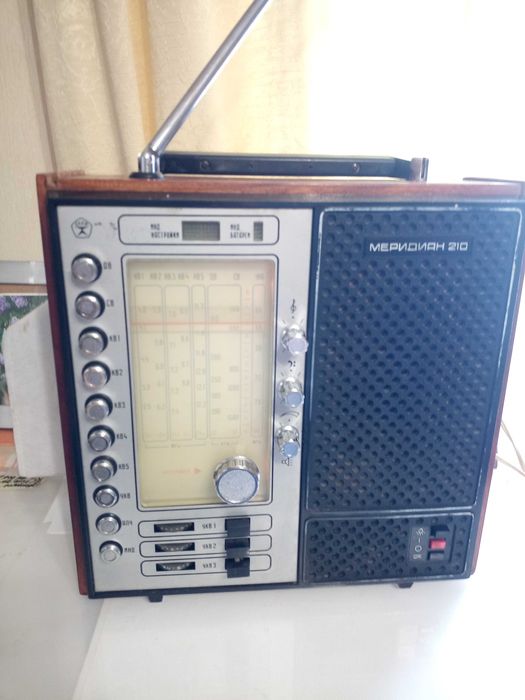 Радіо Меридіан210 348 АТ66авторадіоГаз21 Spidola232 SamsungR40 Океан222-плата