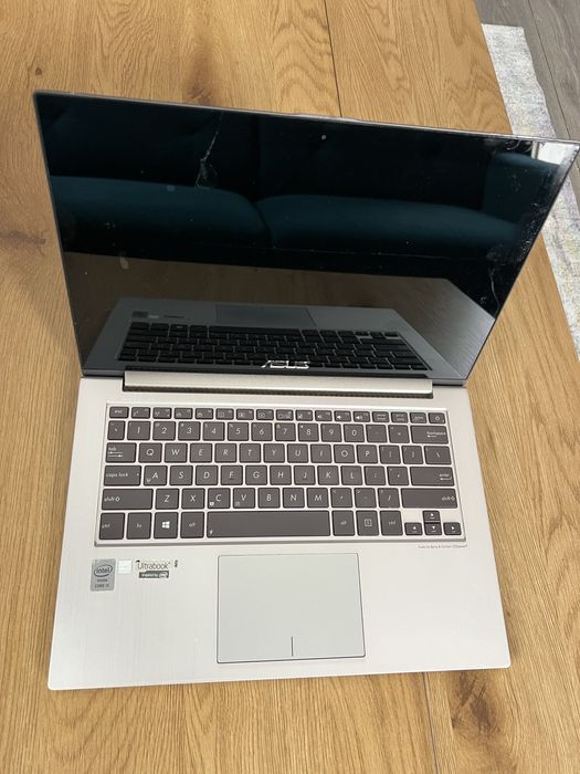 Laptop Asus  UX31LA
