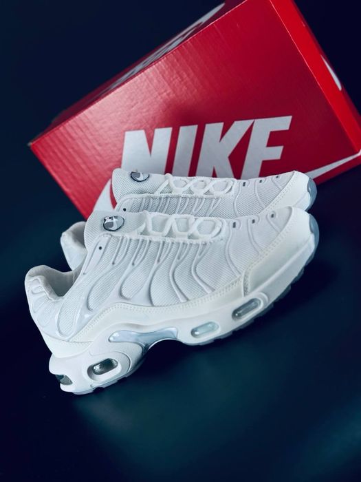 Nike air 95 женские/ кроссовки летние найк кожаные найки белые женские Найк Аир Макс 95 жіночі білі кросівки Найк Nike Air Max 95 Nike 95 єір мах аір