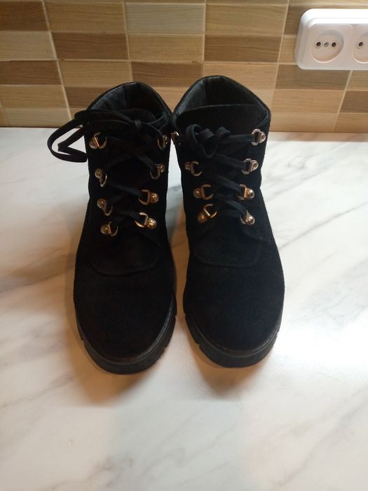 Ботинки женские зимние, демисезон. Натур. замша. Турция Размер 38