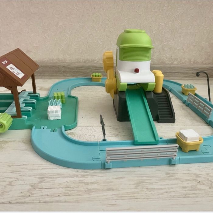 Робокар Поли - мусороперерабатывающий завод и полицейский участок