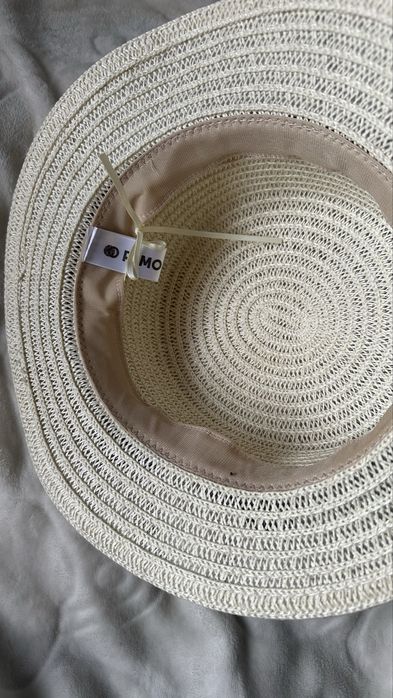 Капелюх жіночий. Розмір регулюється