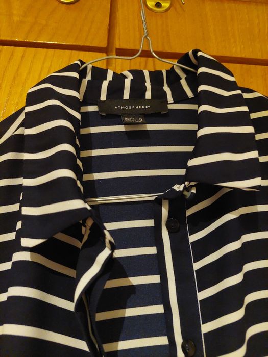 Camisa azul e branca Primark