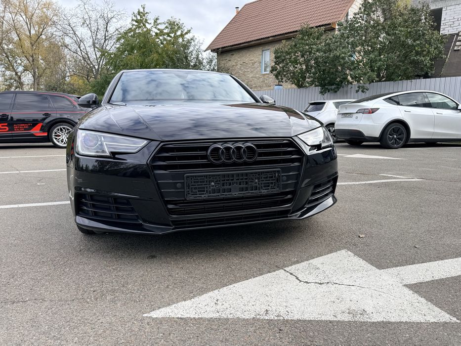 Продам власний автомобіль  Audi A4 b9