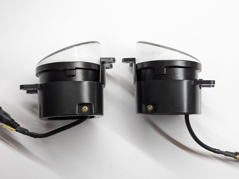 Противотуманки тойота туманки Тойота Камри Лексус протитуманні фари