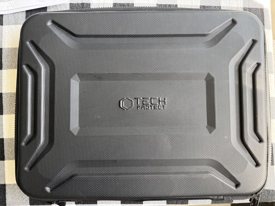 Etui Tech-Protect Kevlar Pro Laptop 15-16 Czarne