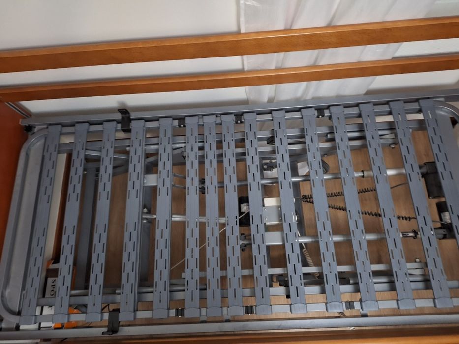 Cama articulada (excelente estado)