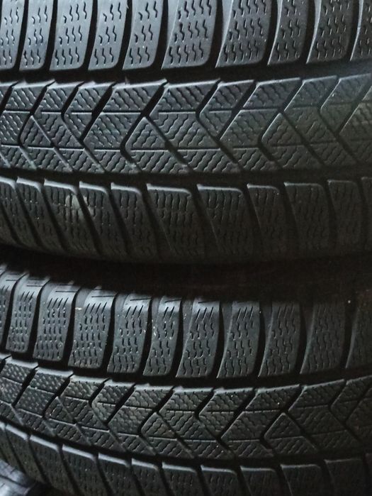 225 40 r19 89H 245 40 r19 Pirelli SottoZero 3 para zima wymiana