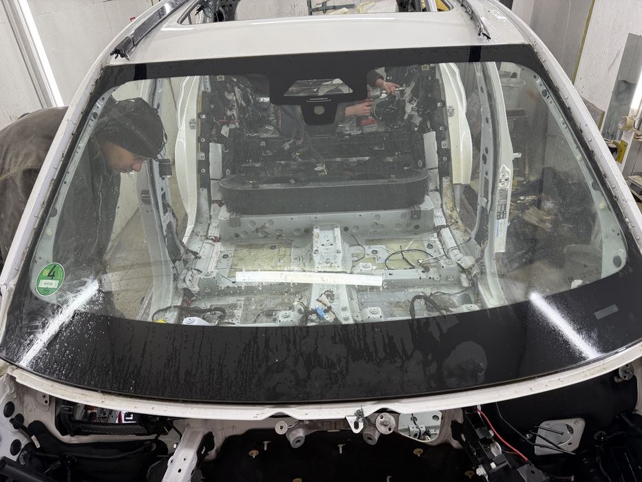 Скло лобове bmw g05  g07 original x5 x7