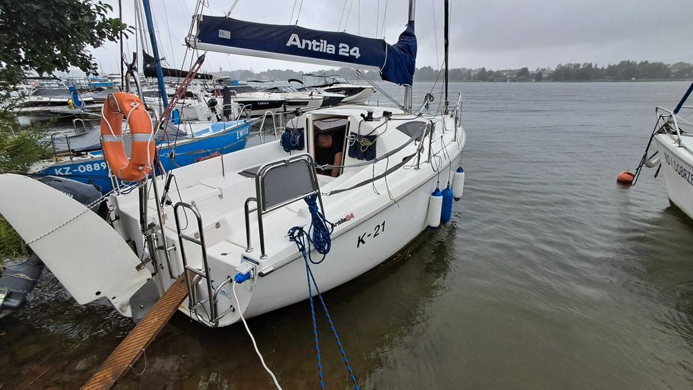 Jacht Antila 24 2015r klubowy