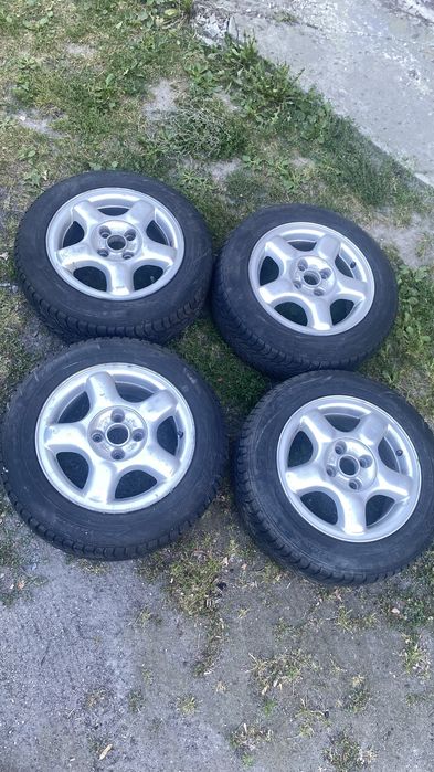 Felgi z oponami zimowe 175/65/14 Polo Fabia